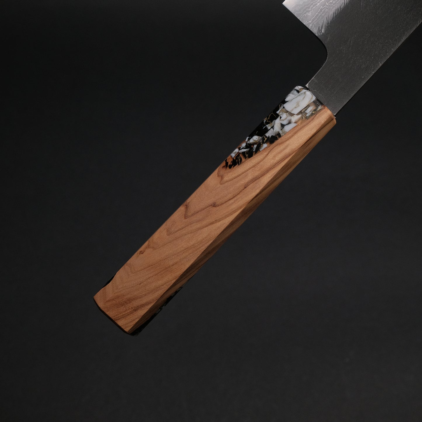 Ajikataya White #2 Matsuba Damascus Santoku 180 Olive/ TQPRV Handle (#20)