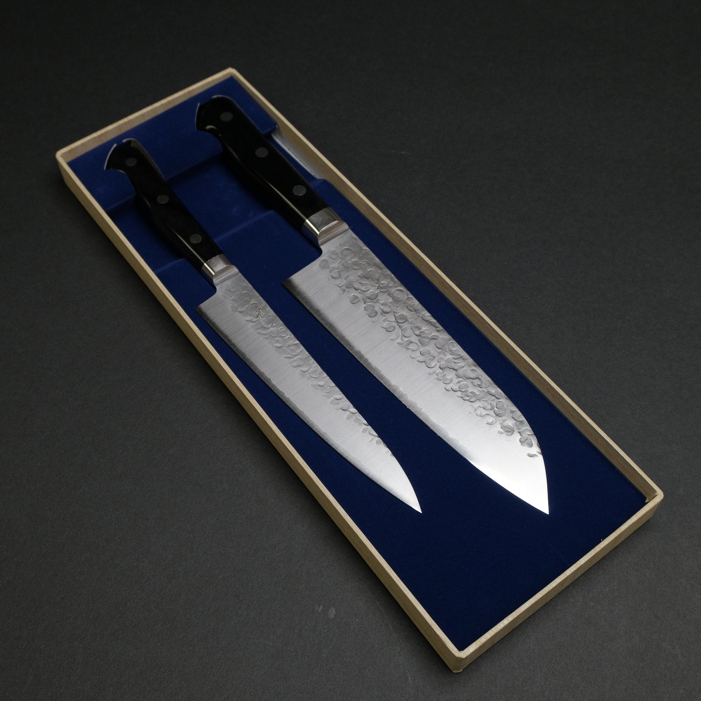 Hitohira T10 Tsuchime Knife Set (Petty 150mm & Santoku 165mm)