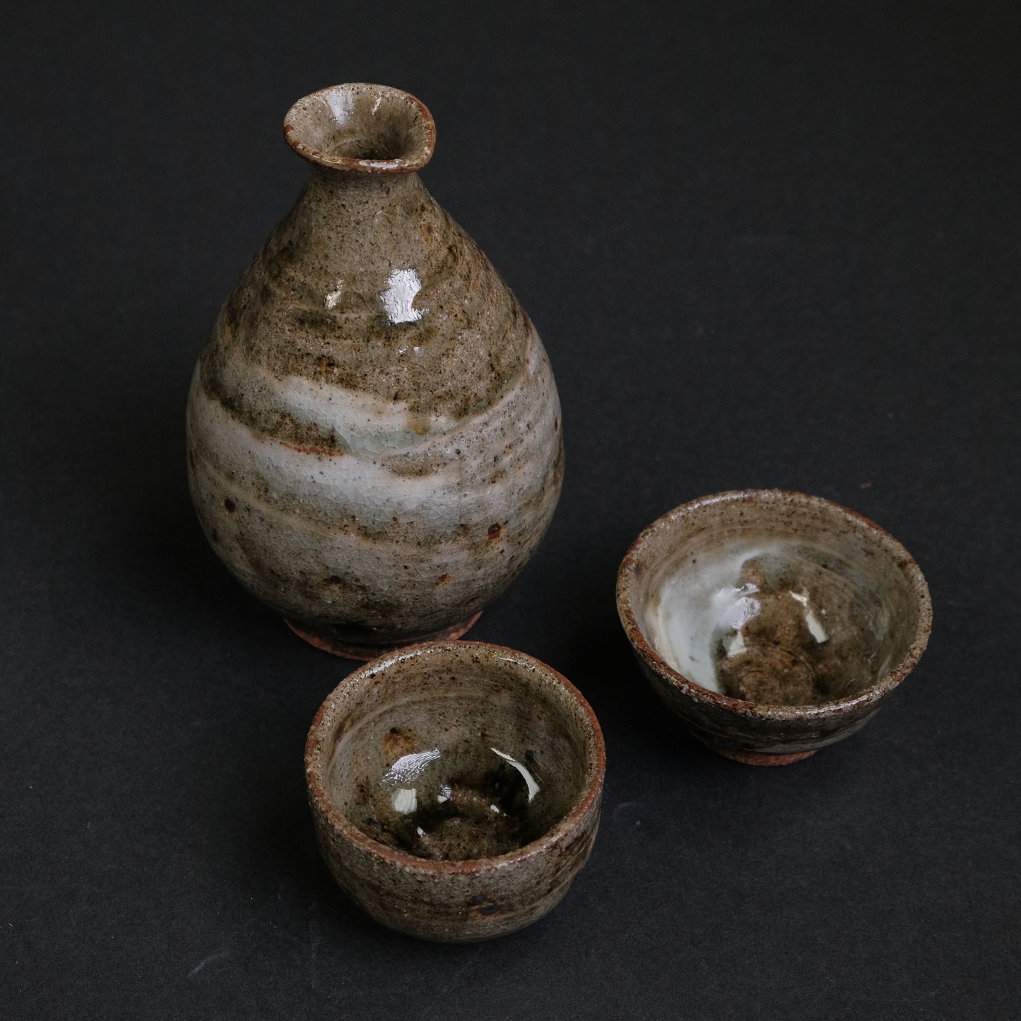 Komon Shinohara Sake Set Hakeme