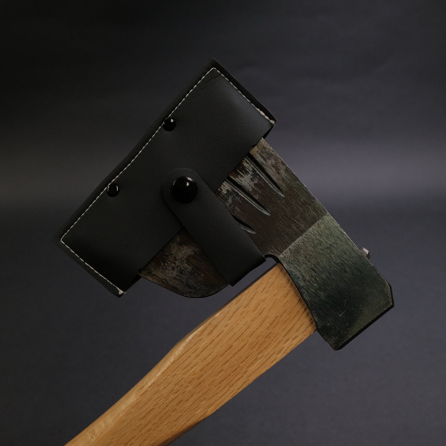 Mizuno Zenko Bakin Axe 570g Oak Handle