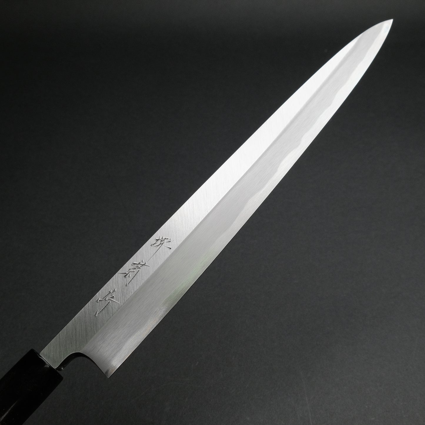 Sakai Kikumori Shironiko White #2 Yanagiba 300mm Magnolia Handle