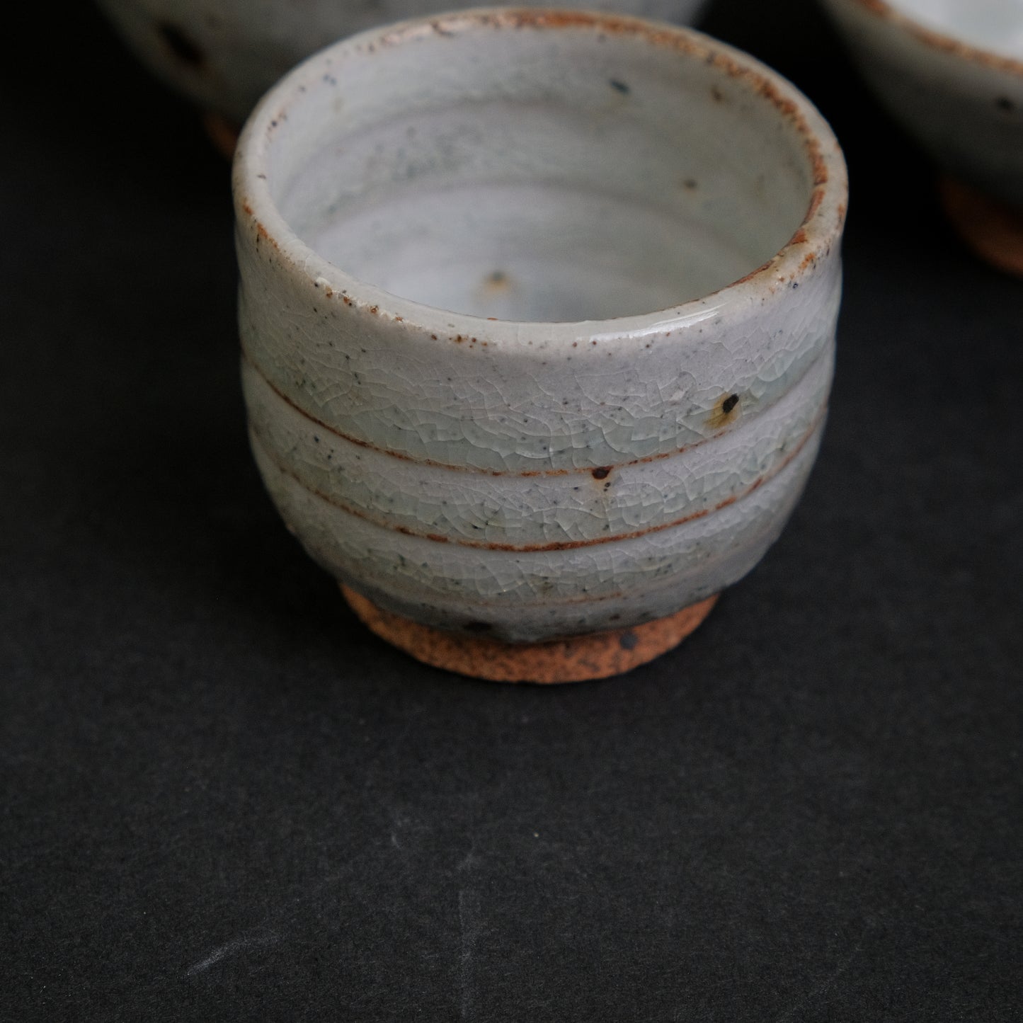 Shinohara Sake Set with Kiri Box (Kohiki)