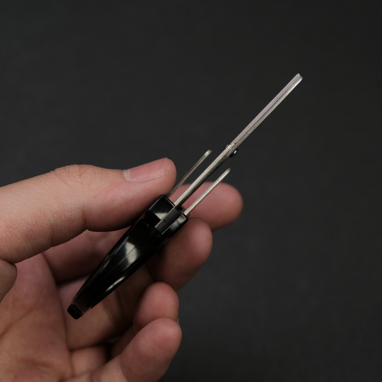 Yoshida Megane Folding Shears (Black)