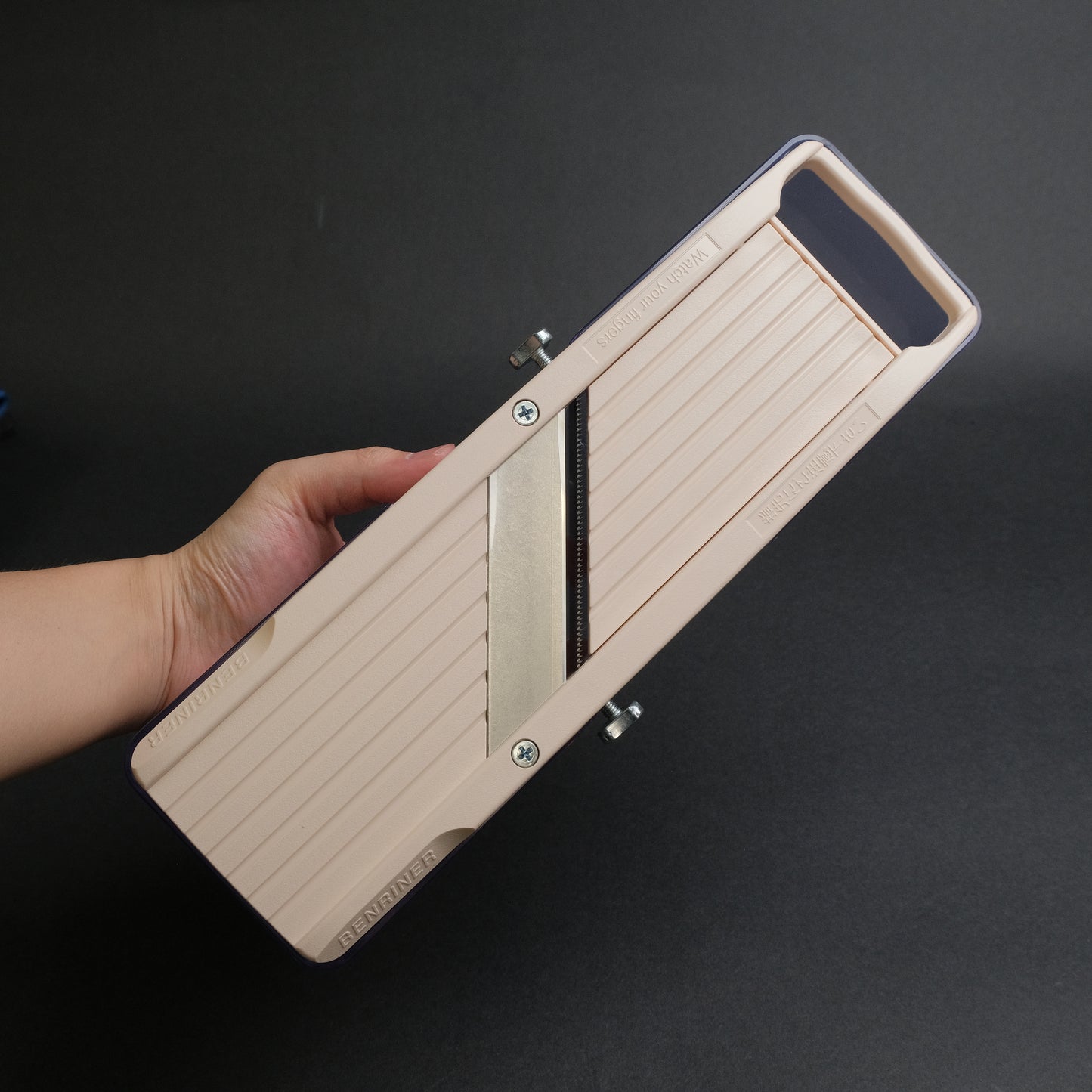 Benriner Mandolin Slicer 64mm with Catch Tray (Ivory)