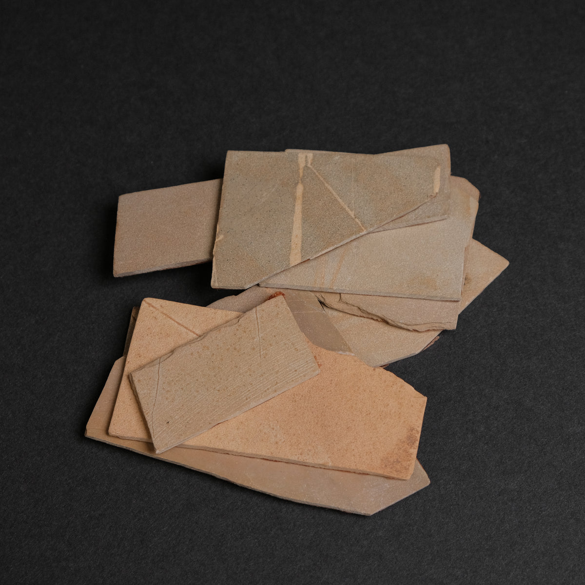 Hitohira Picked Narutaki Jizuya Finger Stone 100g (with Washi Paper)
