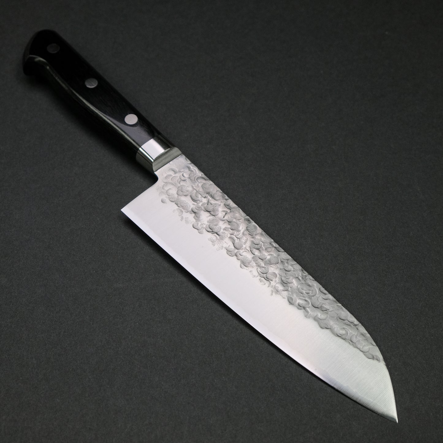 Hitohira T10 Tsuchime Santoku 165mm Pakka Handle