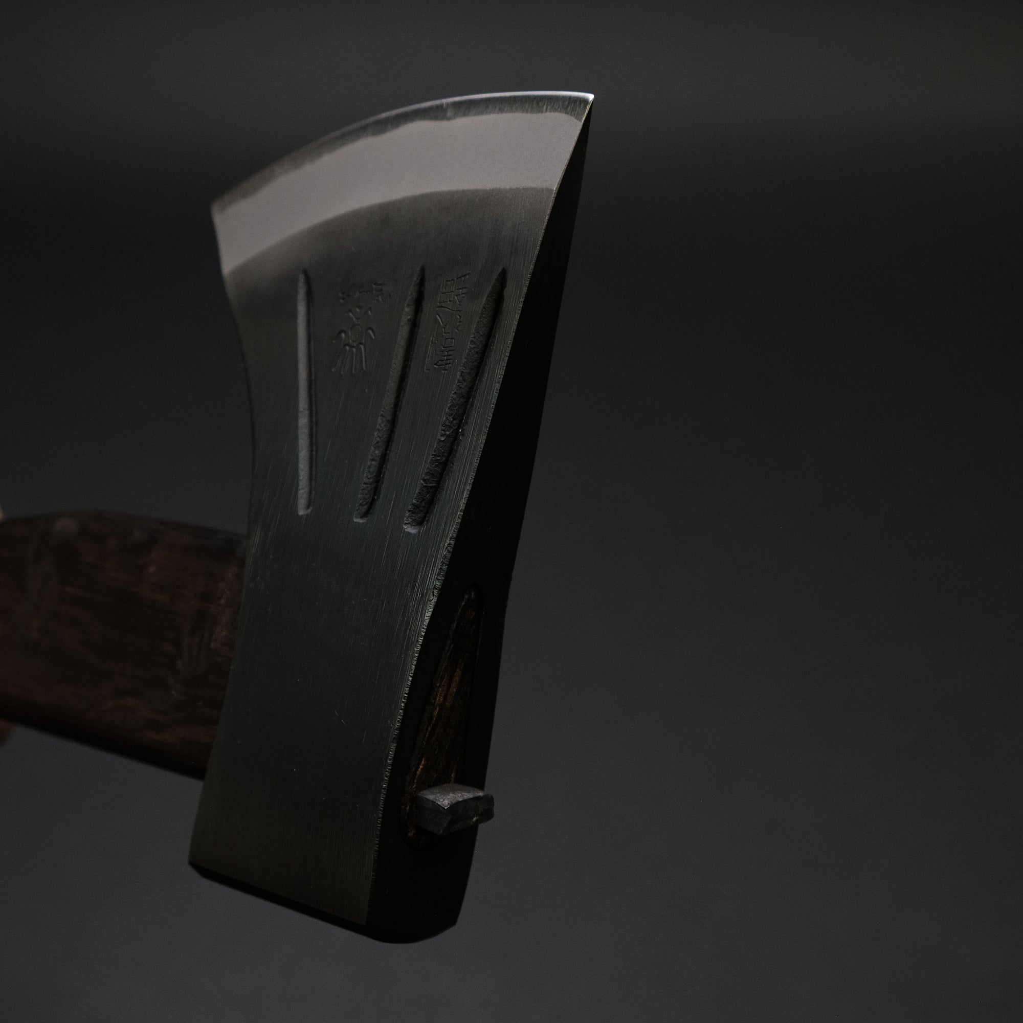 Mizuno Hand Axe
