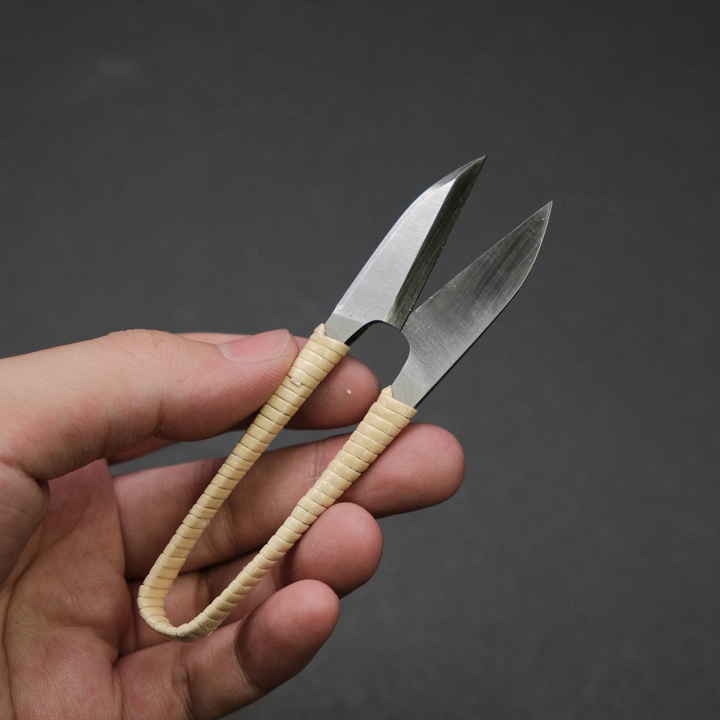 Morihei Kisaku Nigiri Thread Shears 105mm (Kiri Box)