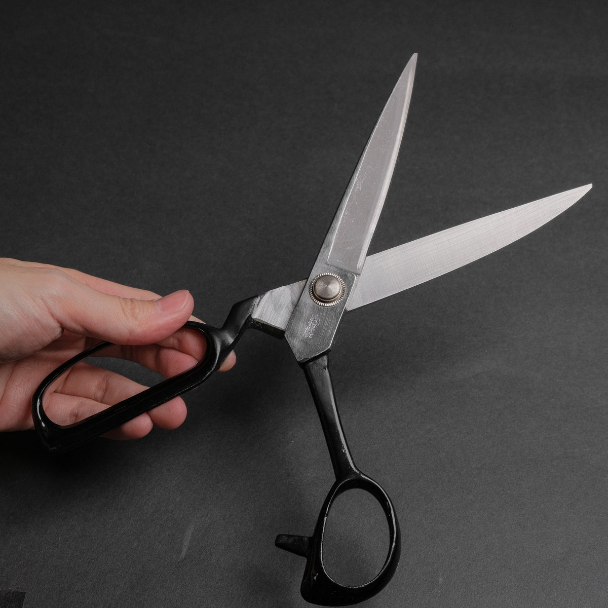 Morihei Yoshitomo Fabric Shears 260mm