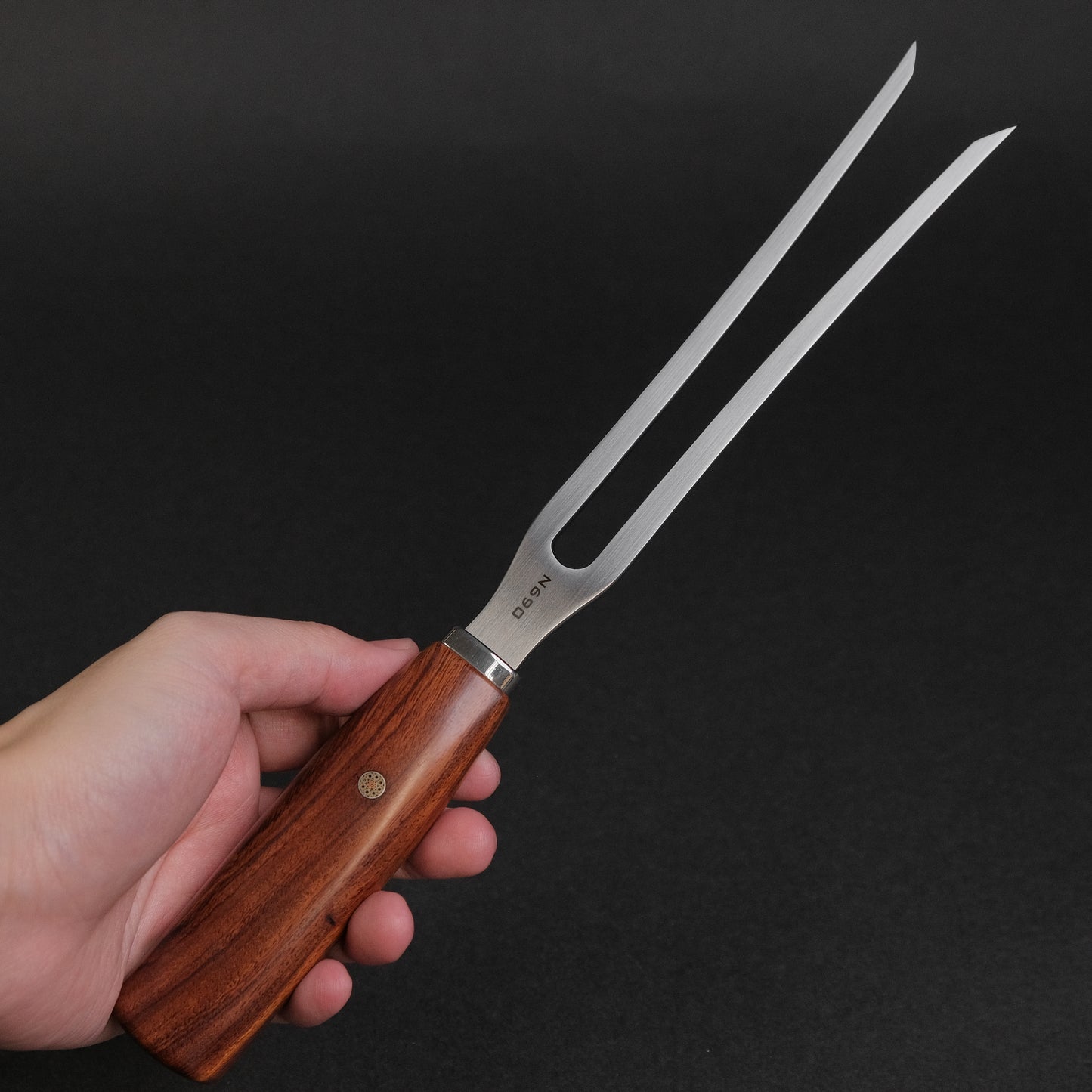 Xinguo Bolher N690 Carving Set 225mm Desert Ironwood Handle