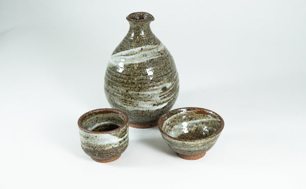 Komon Shinohara Sake Set Hakeme
