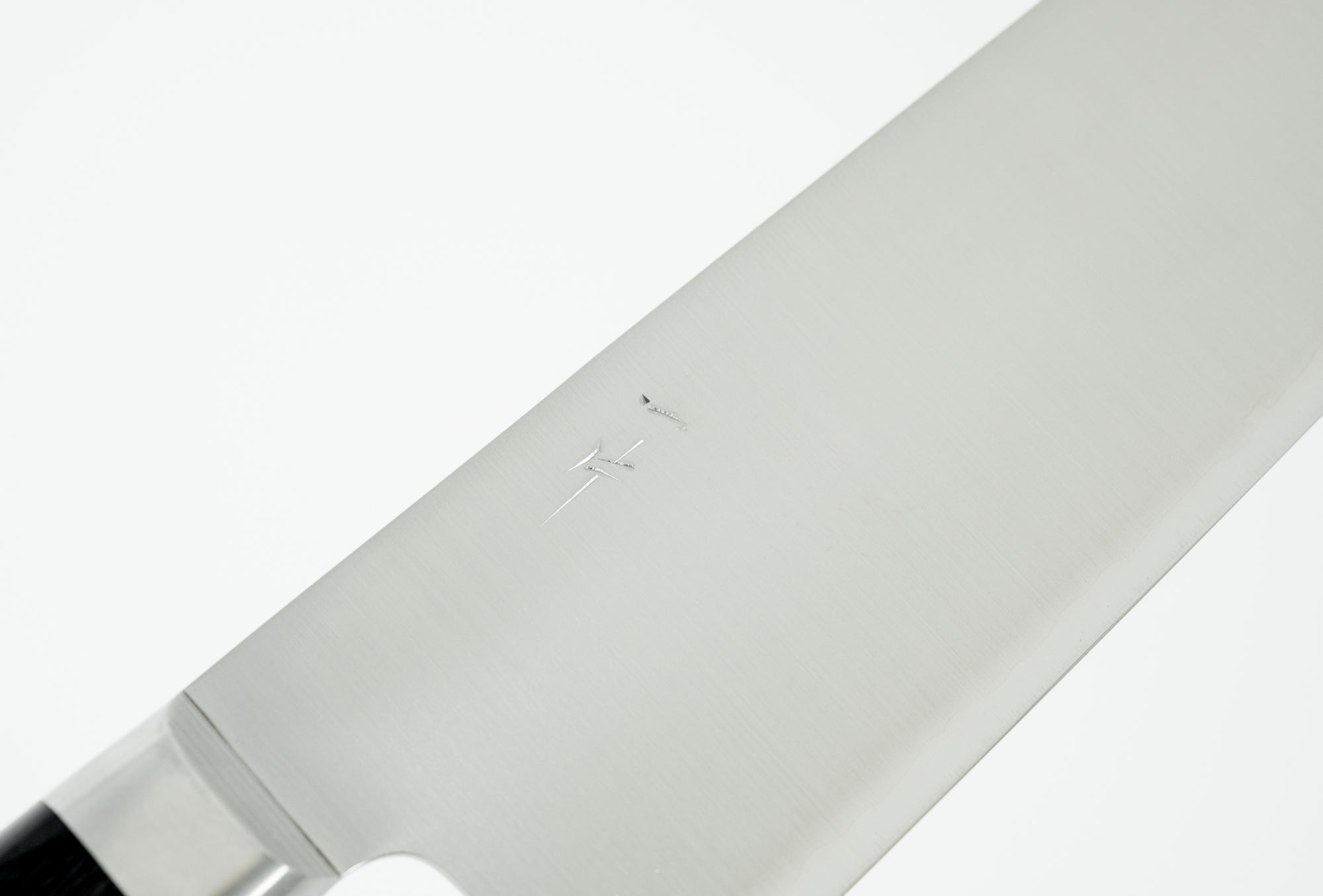 Hitohira T10 Migaki Gyuto 210mm Pakka Handle