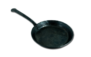 Kanatoko Hand Forged Iron Frying Pan 180mm Bottom Size (3mm/ Shallow)