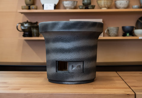 Konro Mikawayaki Mokutan Kuro  and stainless mesh - Shichirin